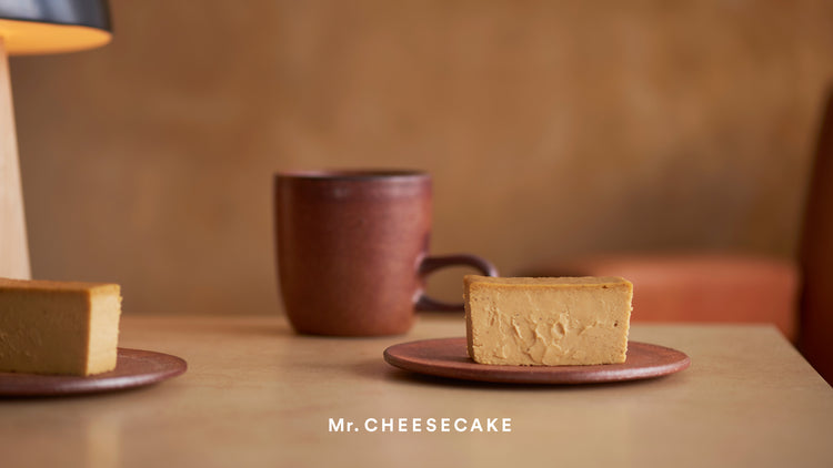 スイートポテトのように仕立てた安納芋とミルキーなコーヒーでほっこりとした秋を。秋限定フレーバー 「Mr. CHEESECAKE Sweet potato Cappuccino」が9月17日(日)より登場