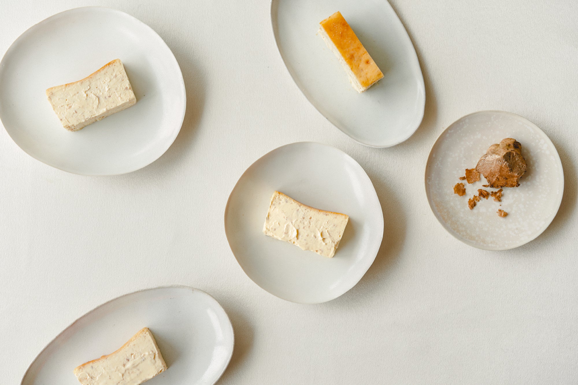 Mr. CHEESECAKE white truffle