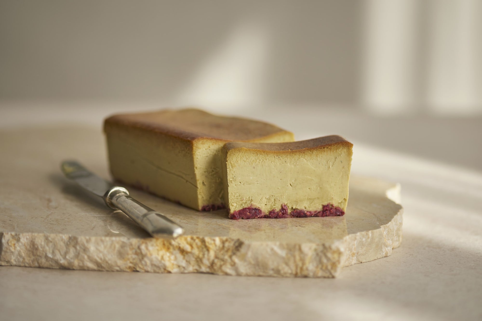 Mr. CHEESECAKE Pistachio Raspberry