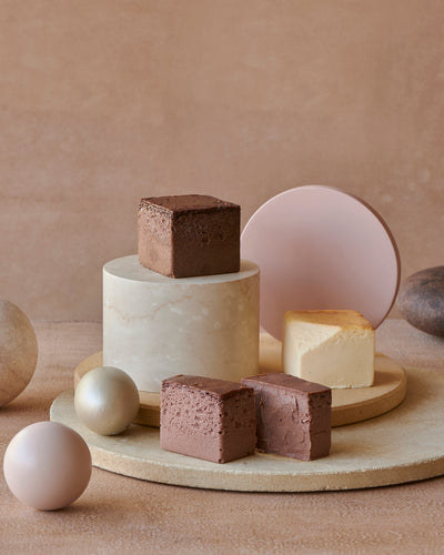 Mr. CHEESECAKE assorted 3-Cube Box Chocolat