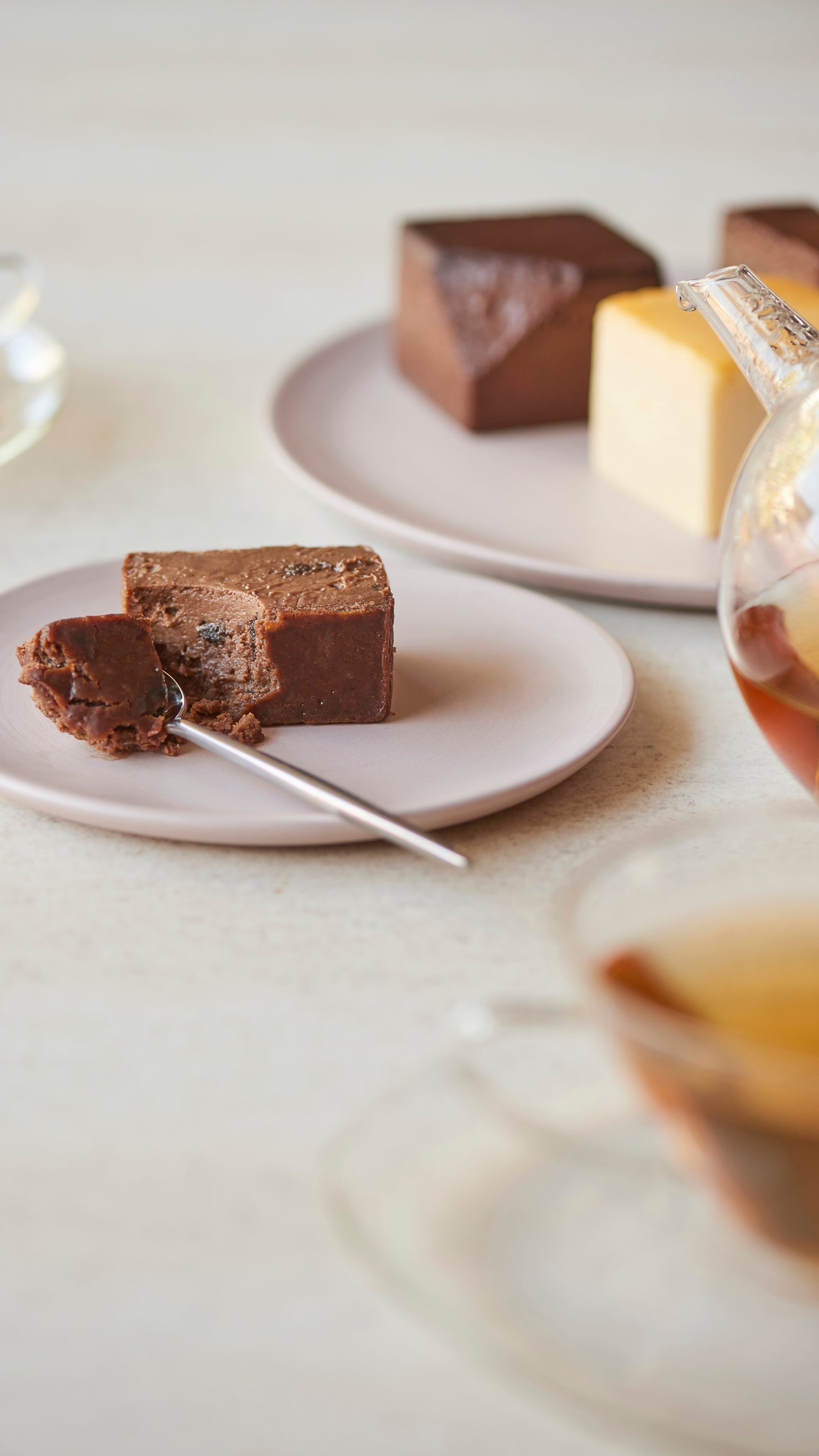 Mr. CHEESECAKE assorted 3-Cube Chocolate