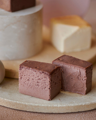 Mr. CHEESECAKE assorted 3-Cube Box Chocolat