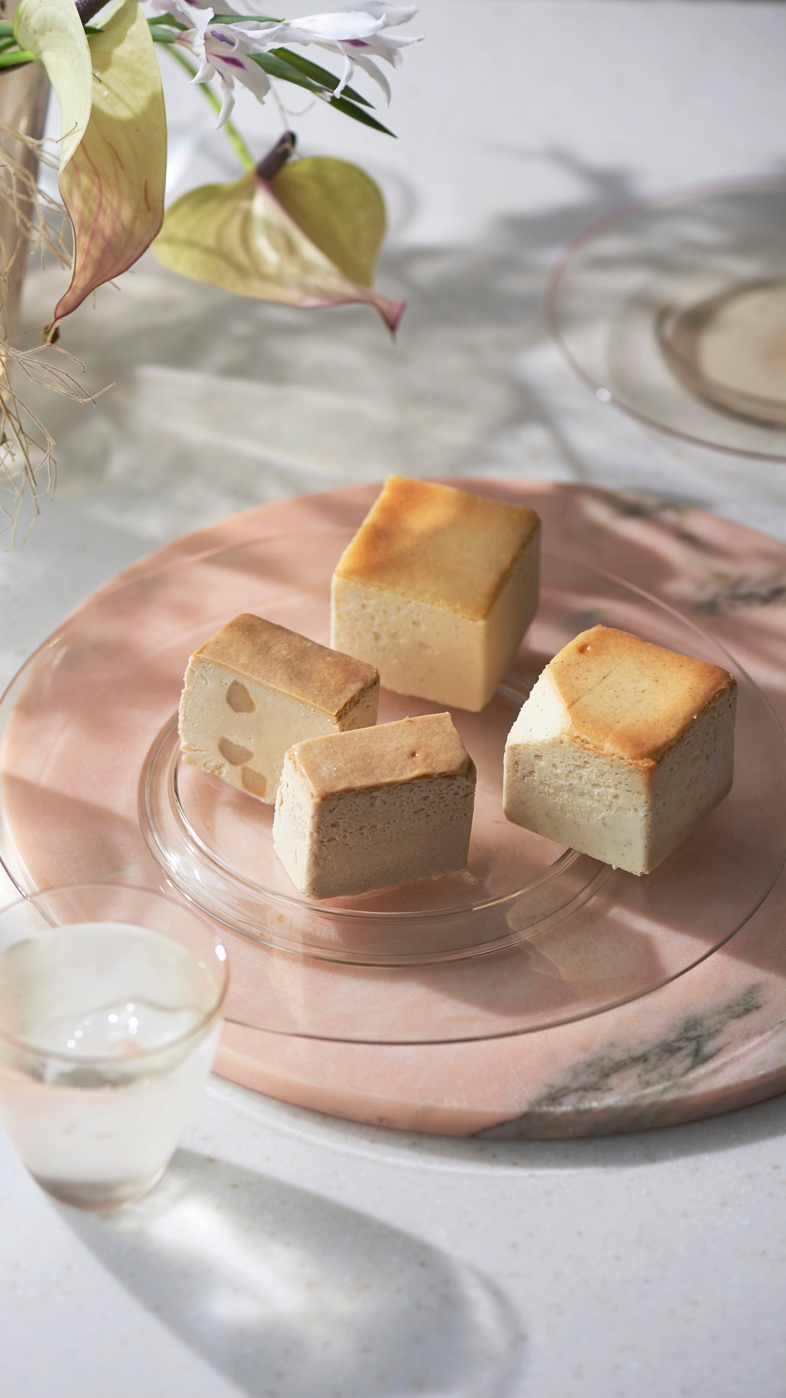 Mr. CHEESECAKE assorted 3-Cube Peach Earl Grey