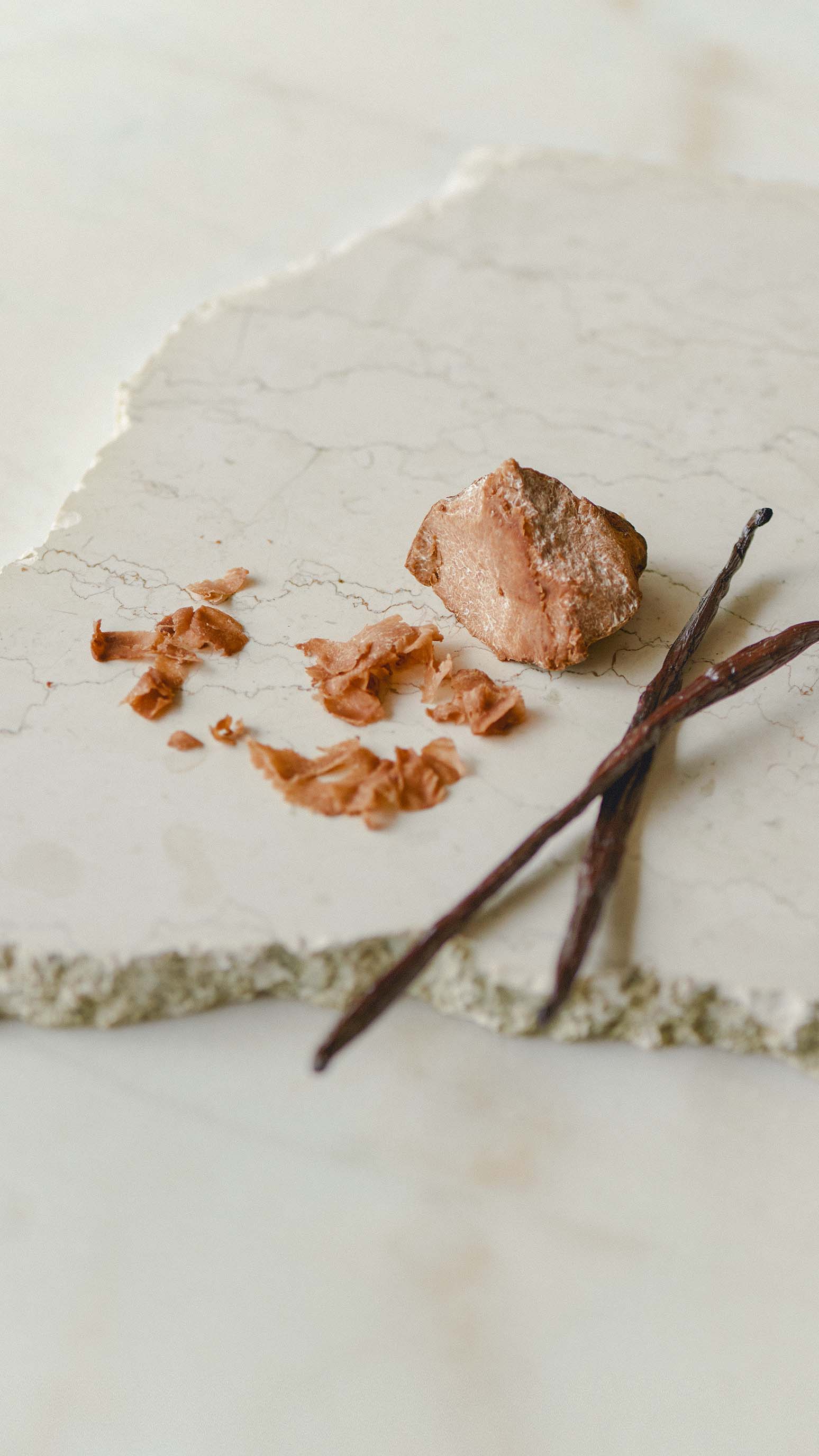 Mr. CHEESECAKE white truffle