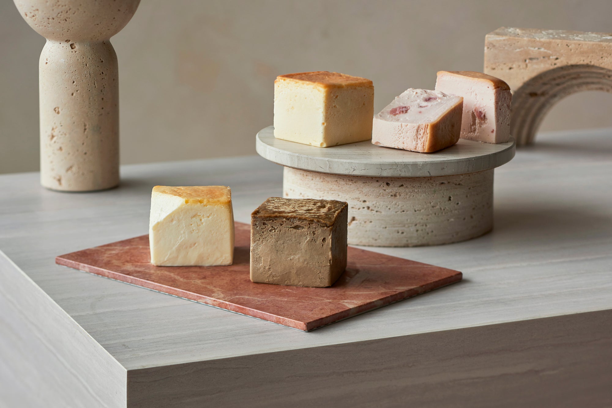 Mr. CHEESECAKE assorted 4-Cube Sweet