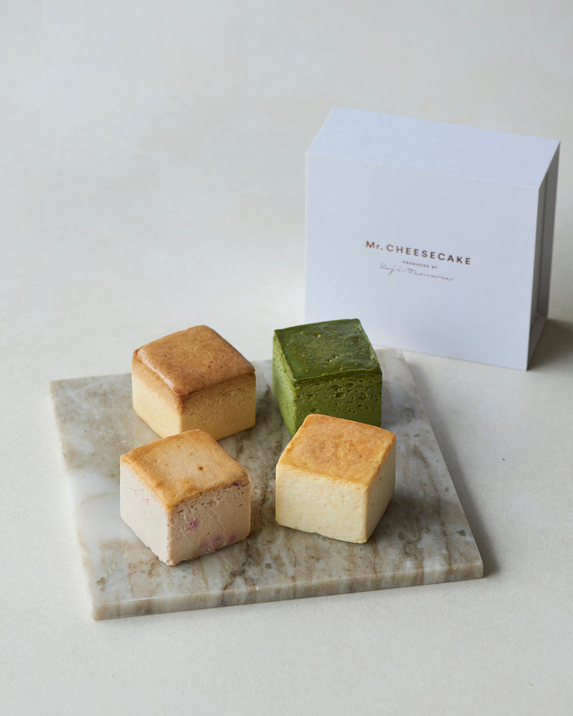 Mr. CHEESECAKE assorted 4-Cube Standard