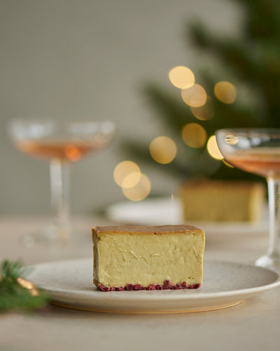 Mr. CHEESECAKE Pistachio Raspberry