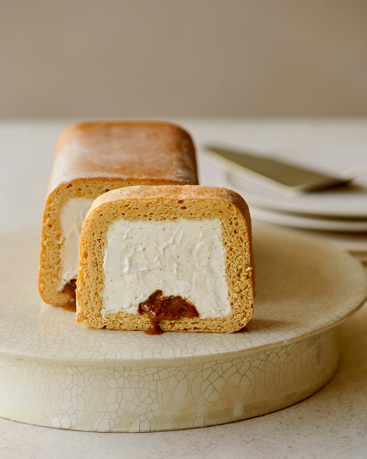 しっとり感とふんわり感を両立させた今までにないロールケーキ「square roll cake」が本日販売中！