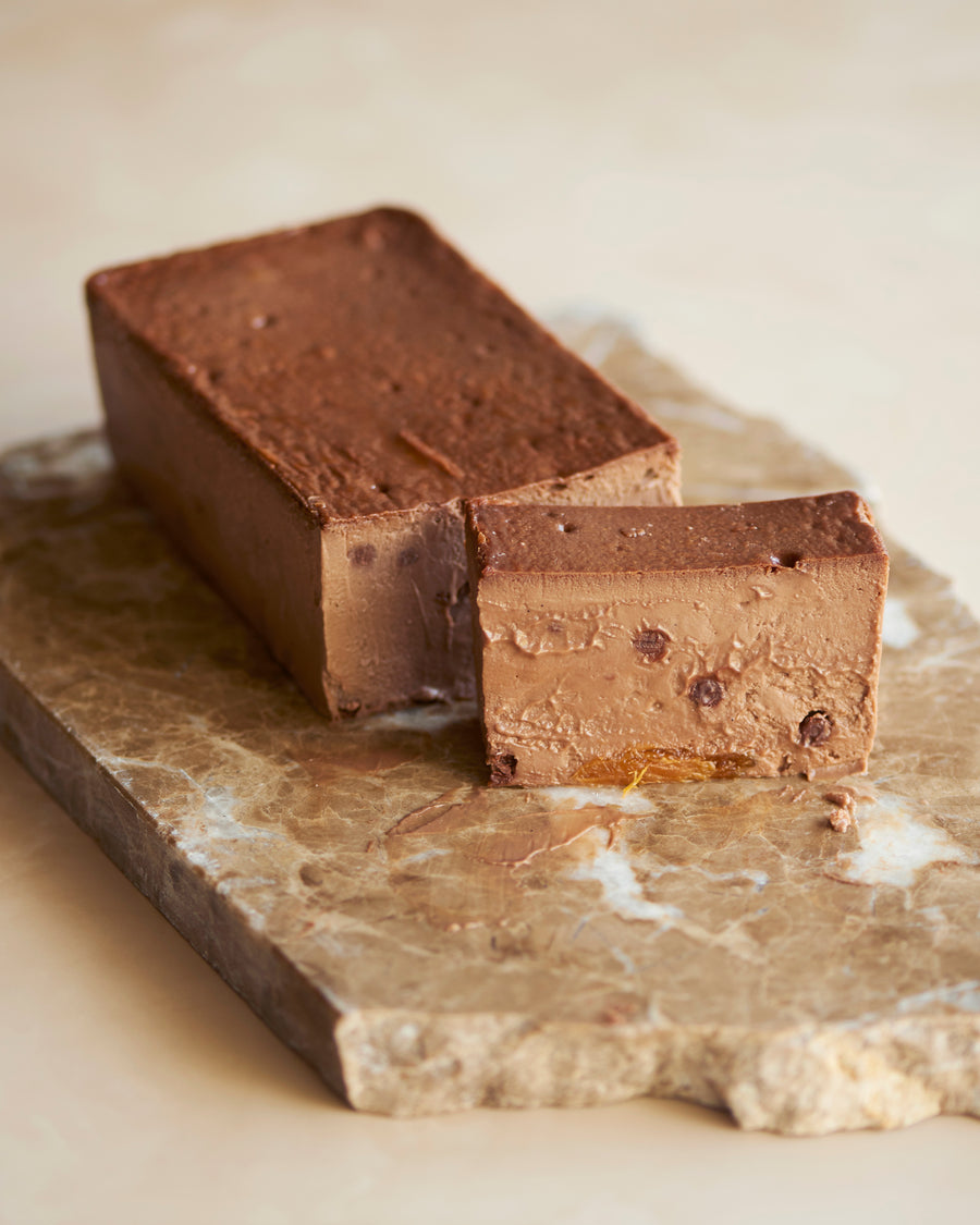 Mr. CHEESECAKE BROWN milk