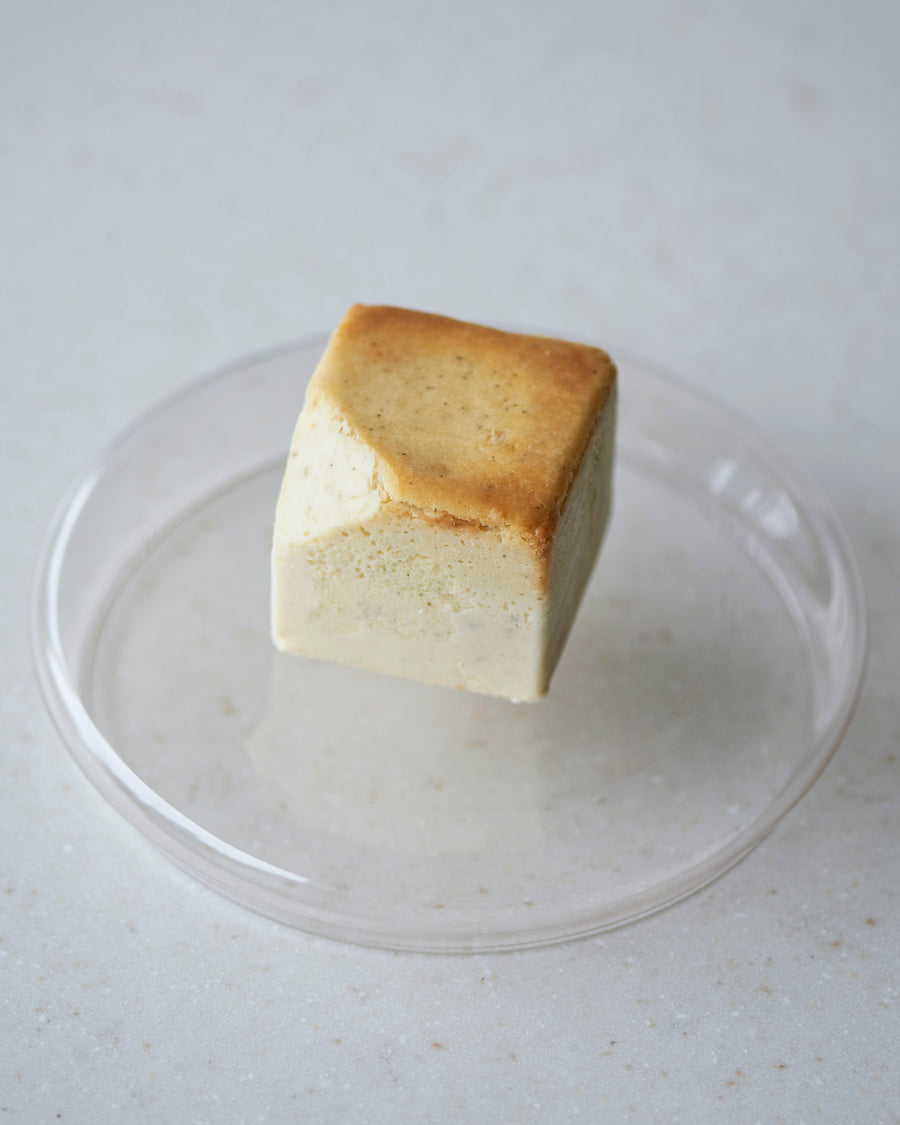 Mr. CHEESECAKE assorted 3-Cube Peach Earl Grey