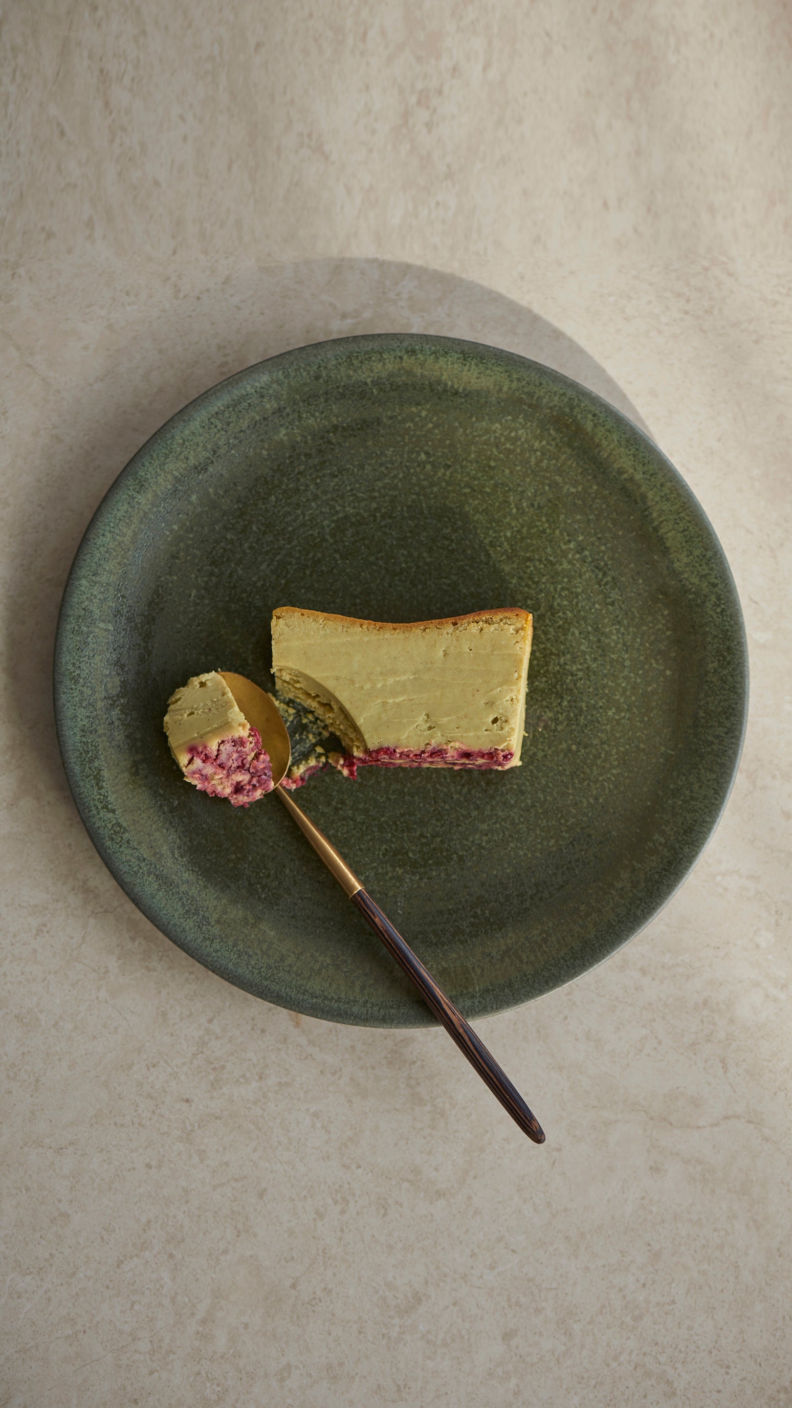 Mr. CHEESECAKE Pistachio Raspberry