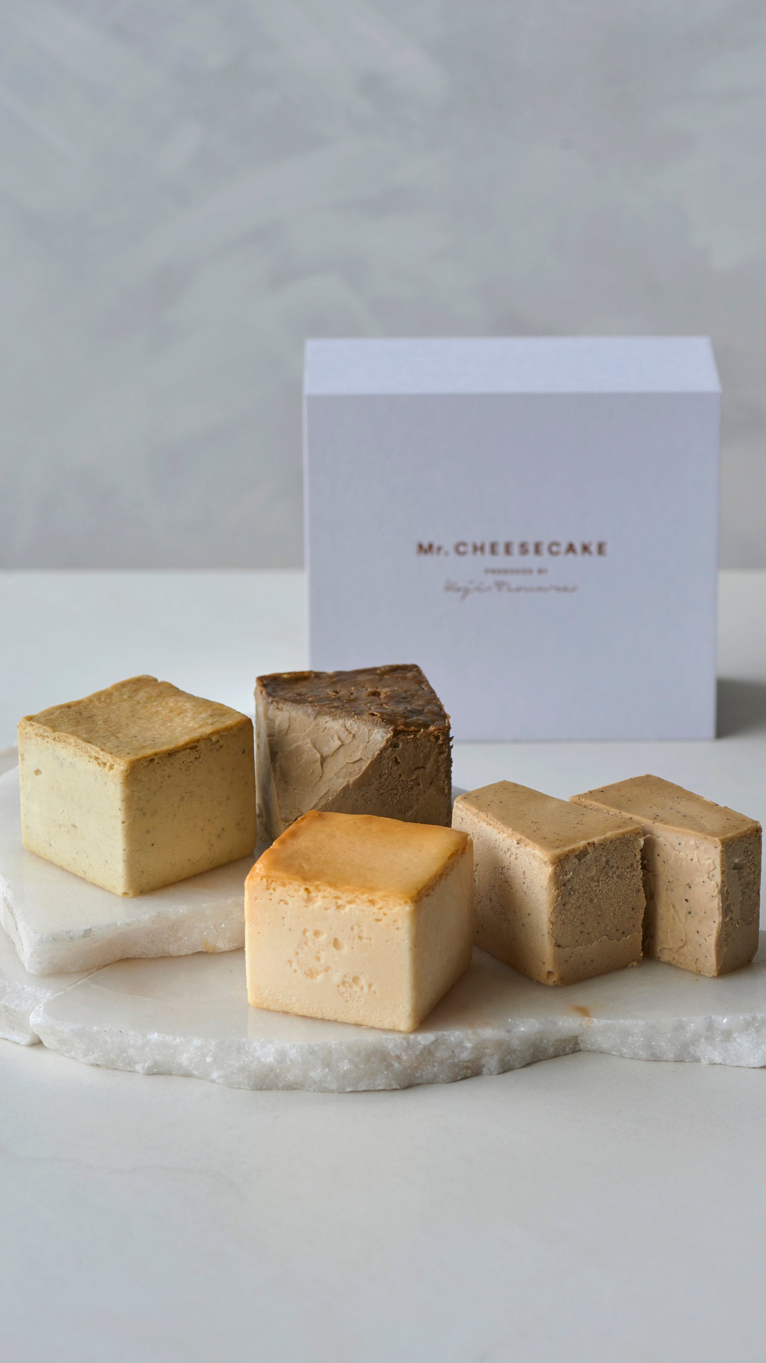 Mr. CHEESECAKE assorted 4-Cube Box Tea Collection