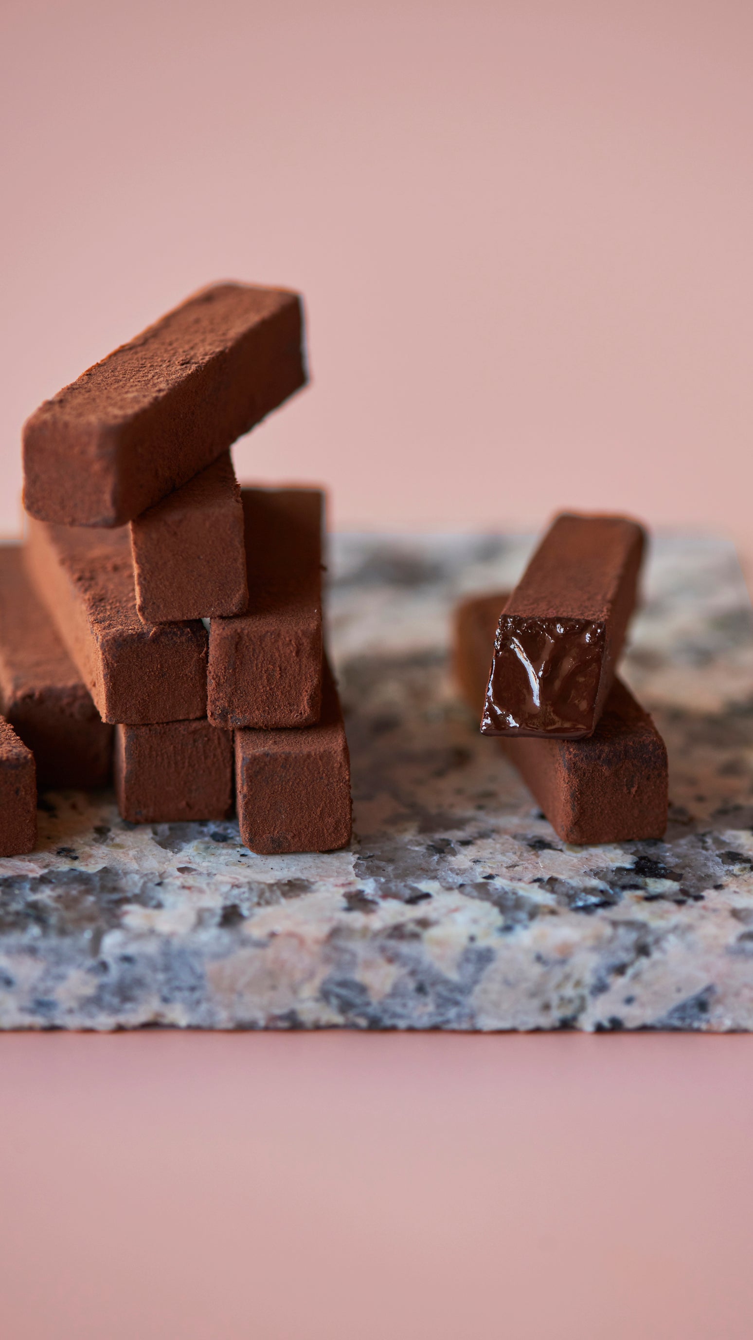 SILKY CHOCOLATE Black Cacao