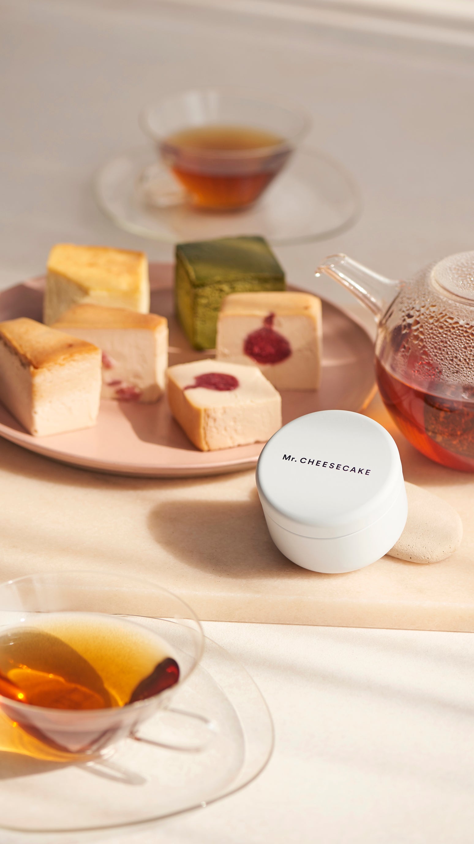 Mr. CHEESECAKE assorted 4-Cube Box Moment & Rose Orange Tea