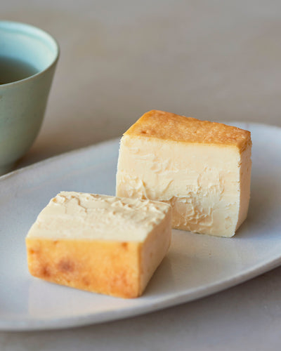 Mr. CHEESECAKE assorted 4-Cube Sweet