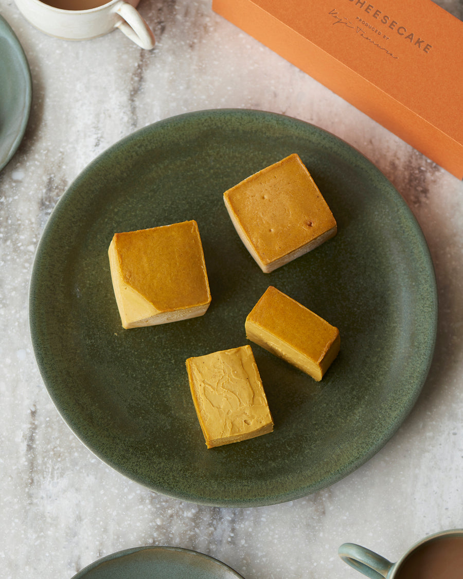 Mr. CHEESECAKE assorted 3-Cube Pumpkin