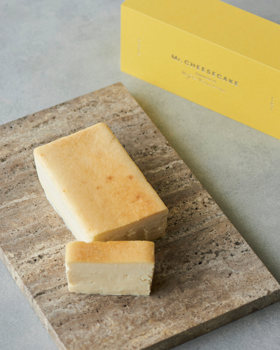 Mr. CHEESECAKE Pineapple Coco