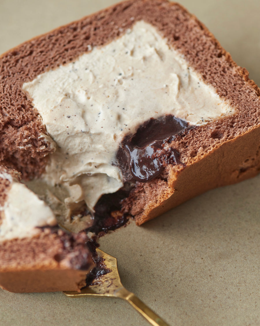 square roll cake cafe mocha