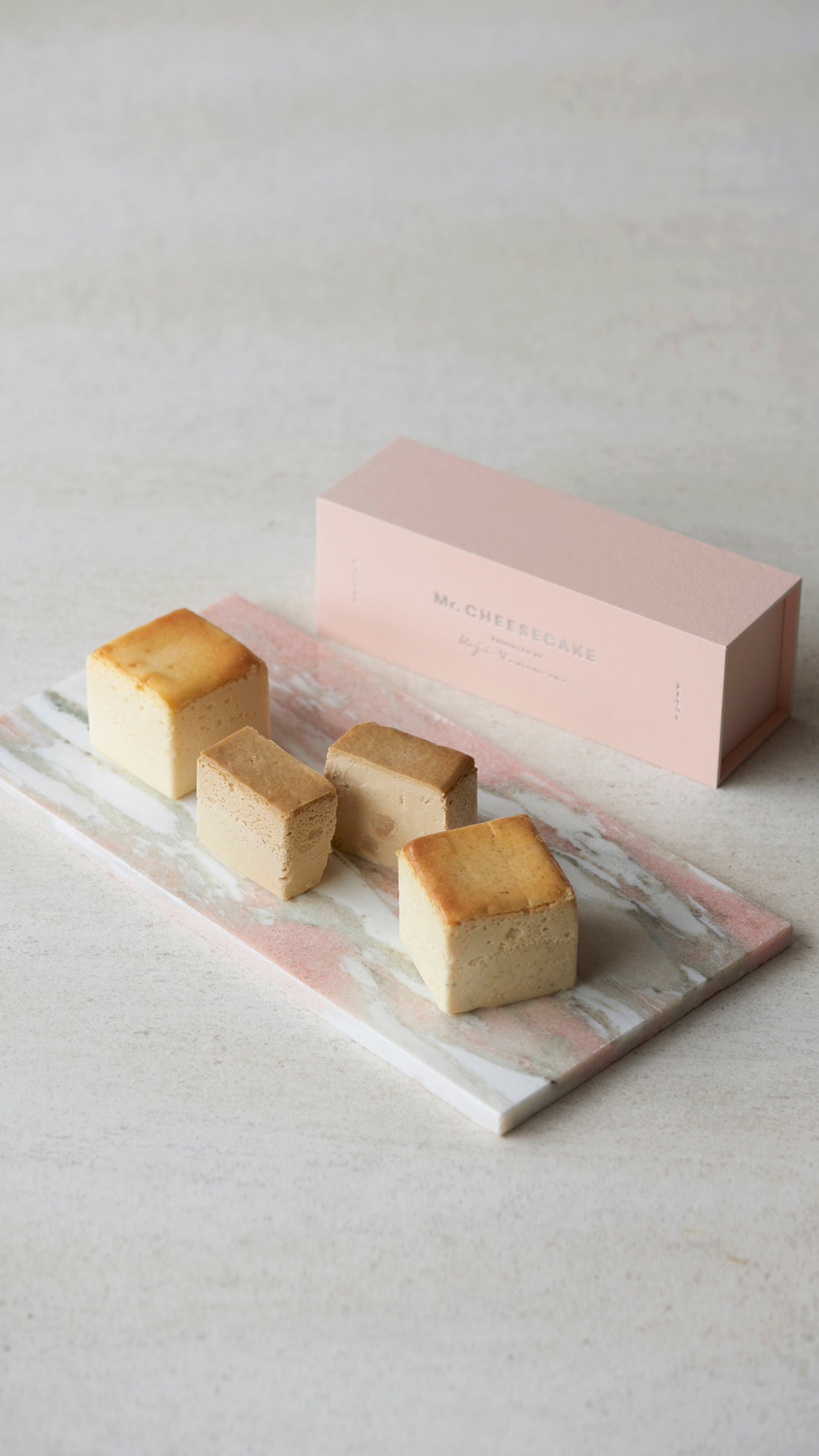 ミスチーページ Mr. CHEESECAKE assorted 3-Cube Peach Earl Grey
