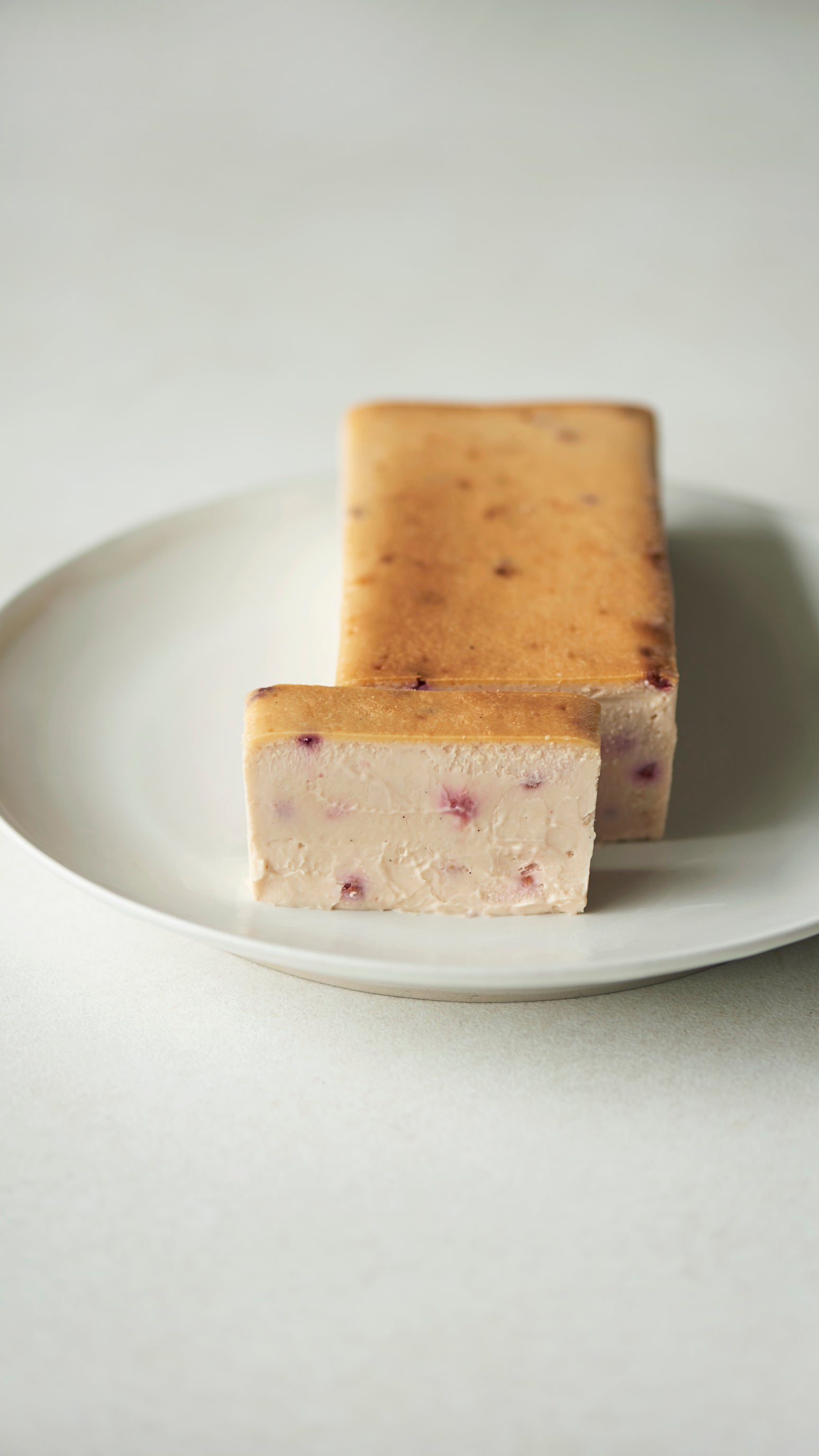 Mr. CHEESECAKE Raspberry Lime / Box