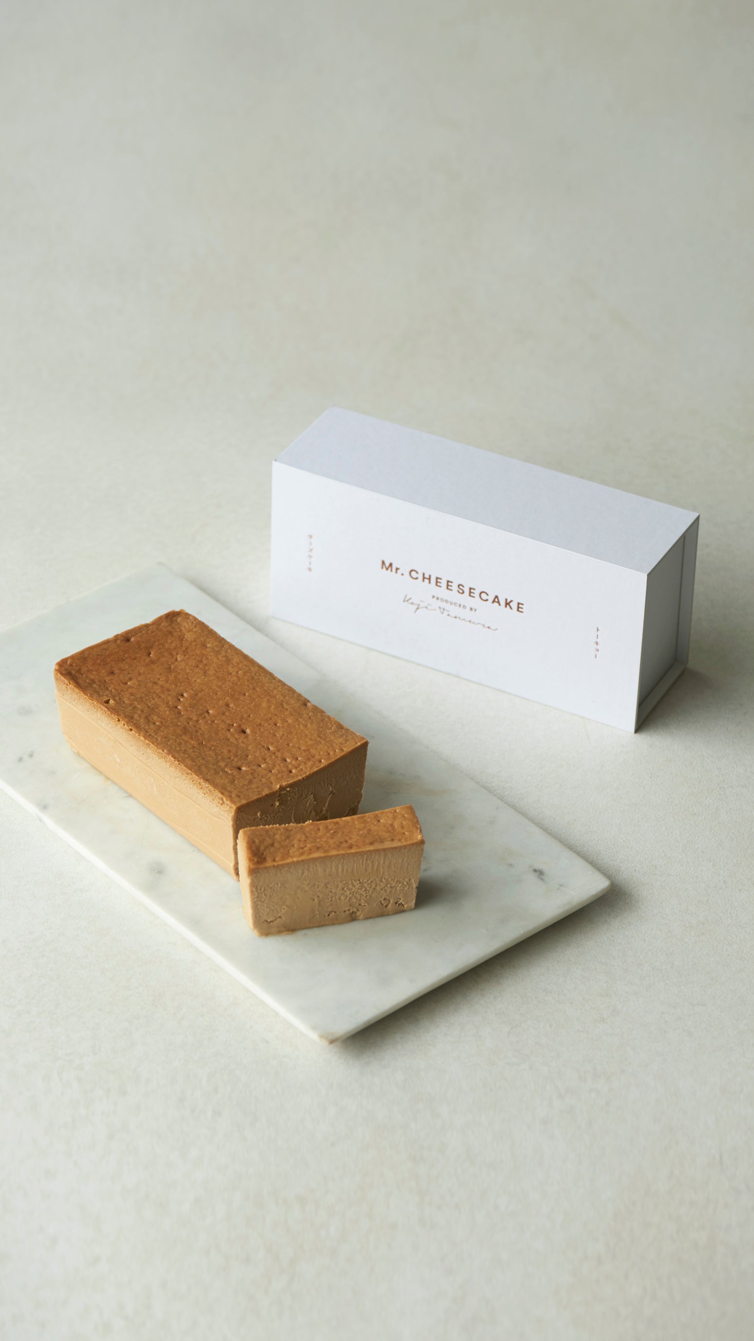 Mr. CHEESECAKE Caramel Earl Grey / Box