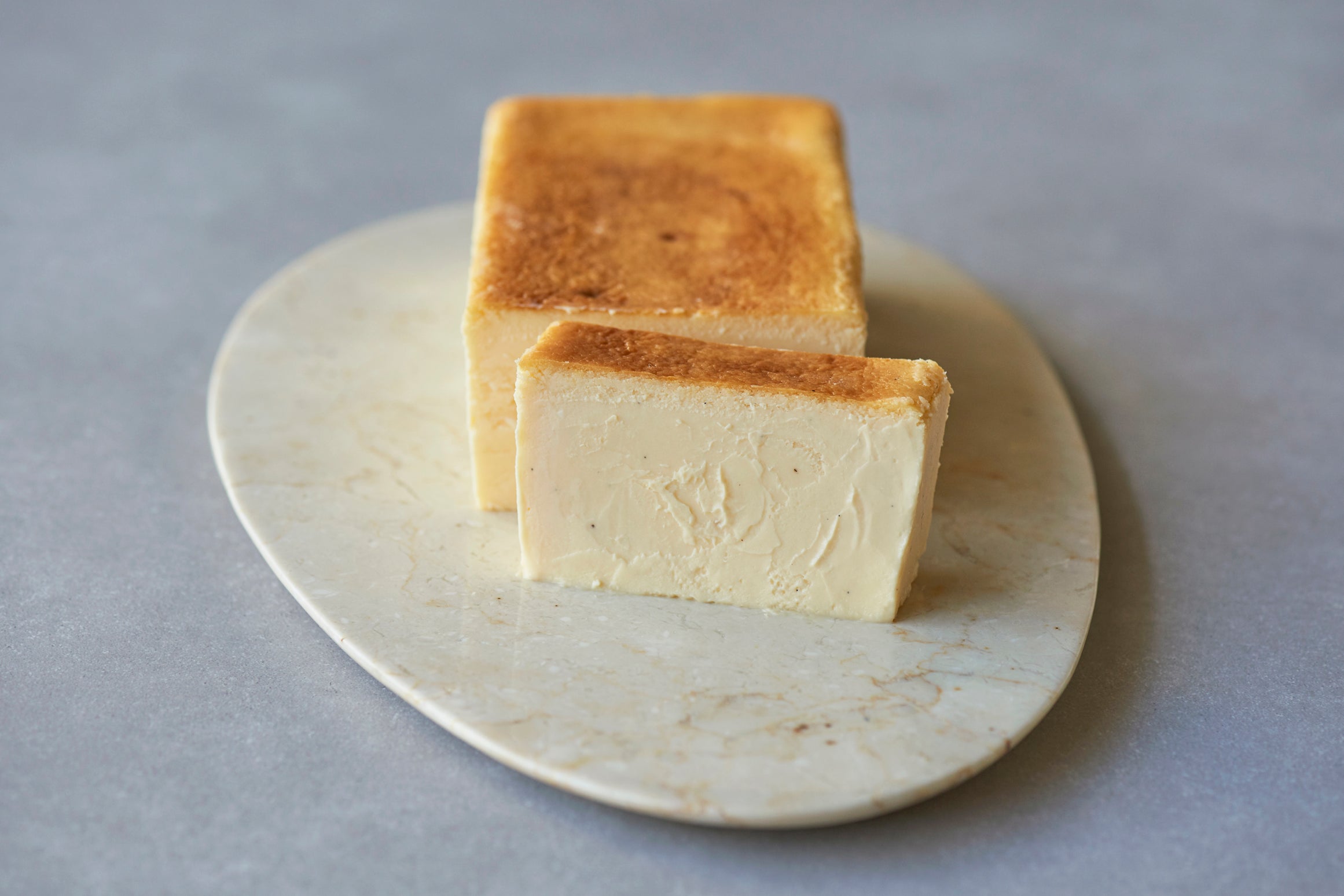ホールタイプのチーズケーキ累計販売数100万本以上