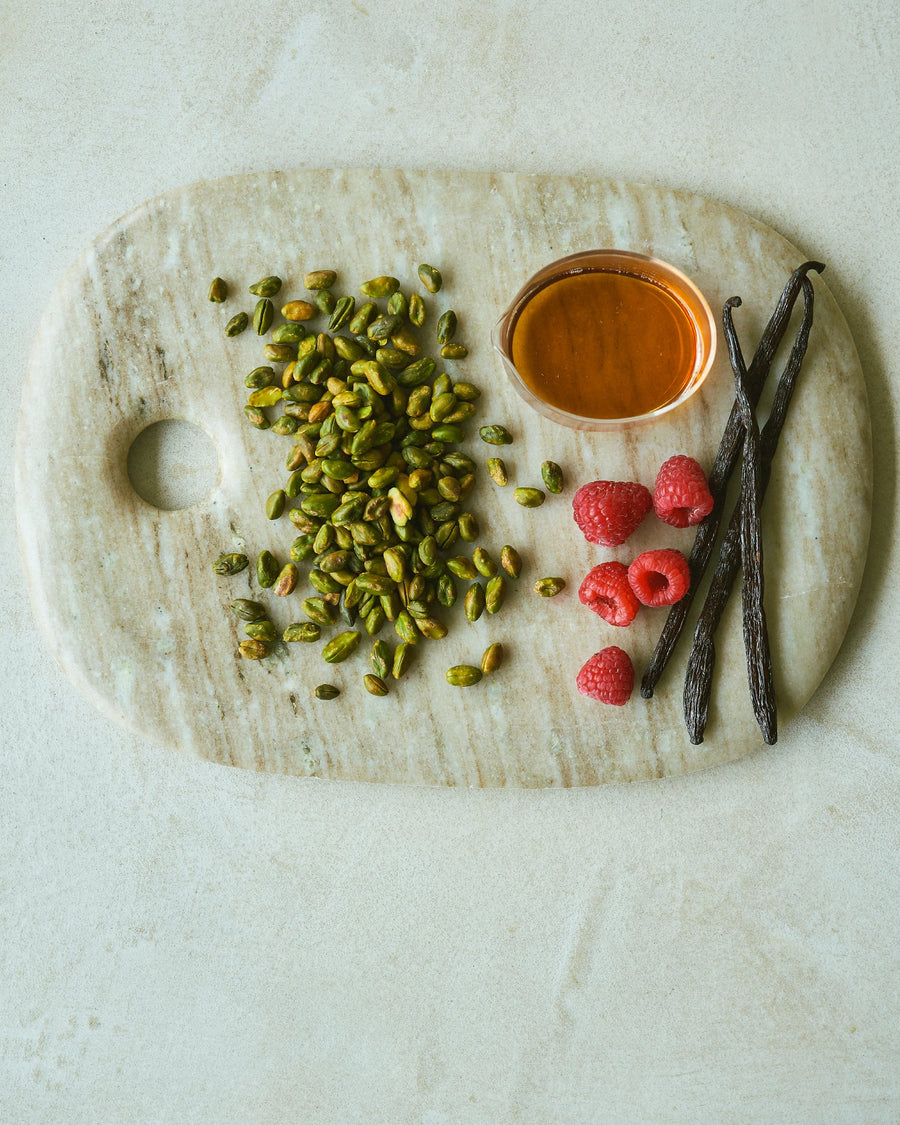 Mr. CHEESECAKE pistachio raspberry