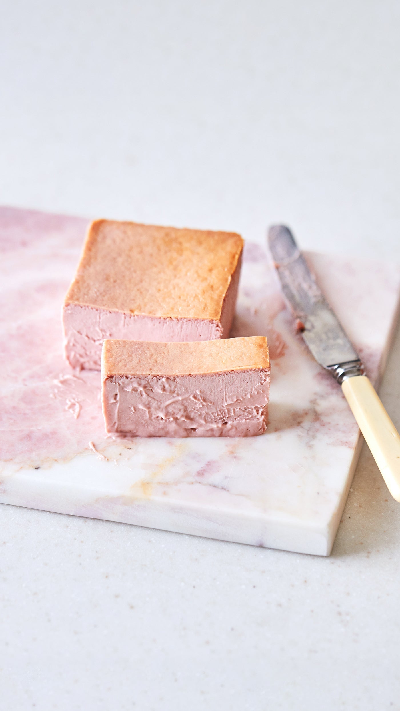 Mr. CHEESECAKE PINK raspberry