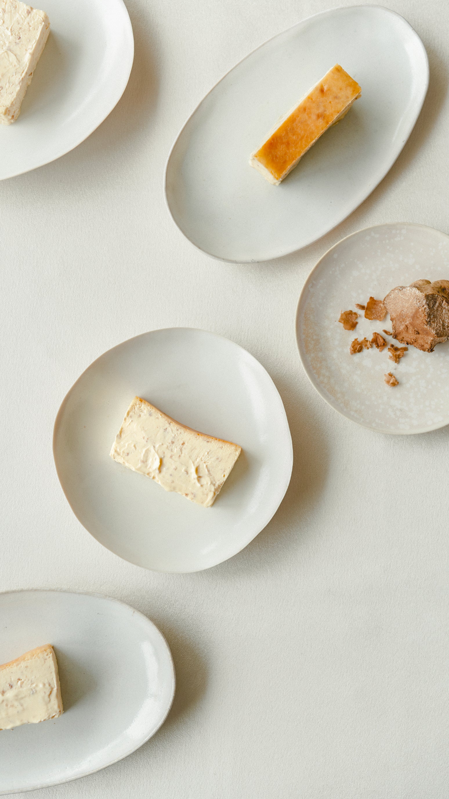 Mr. CHEESECAKE white truffle