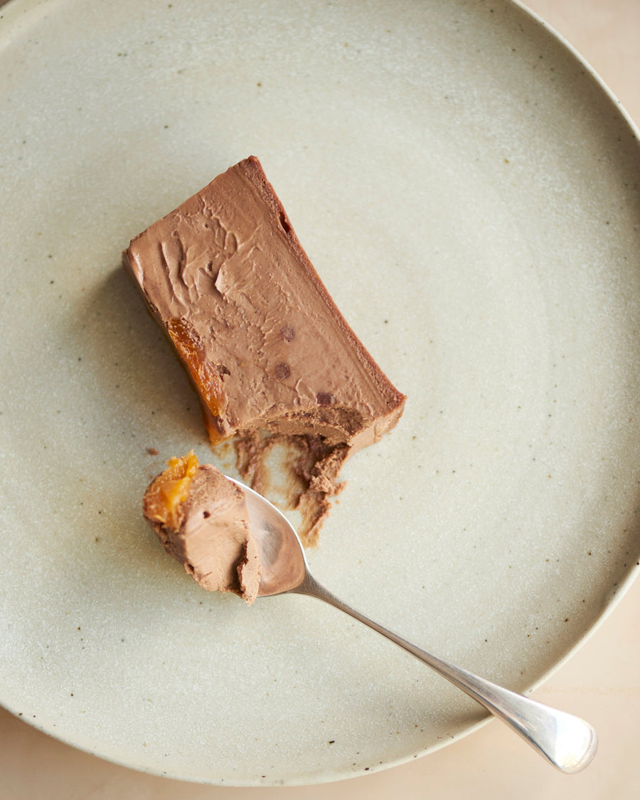 Mr. CHEESECAKE BROWN milk