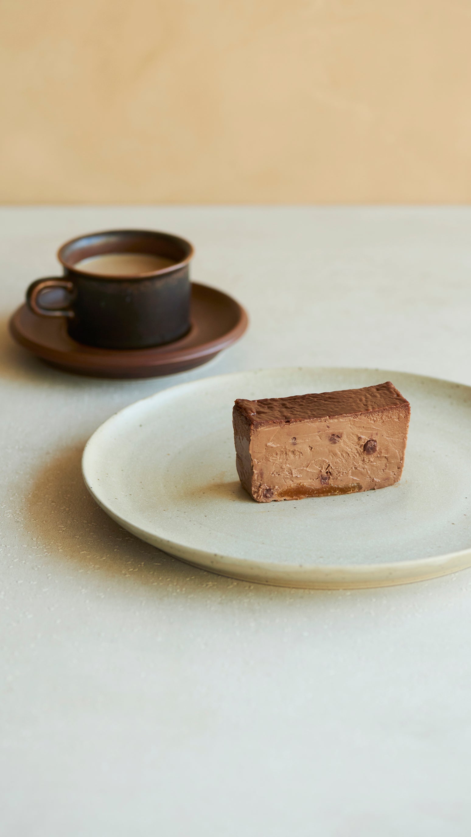 Mr. CHEESECAKE BROWN milk