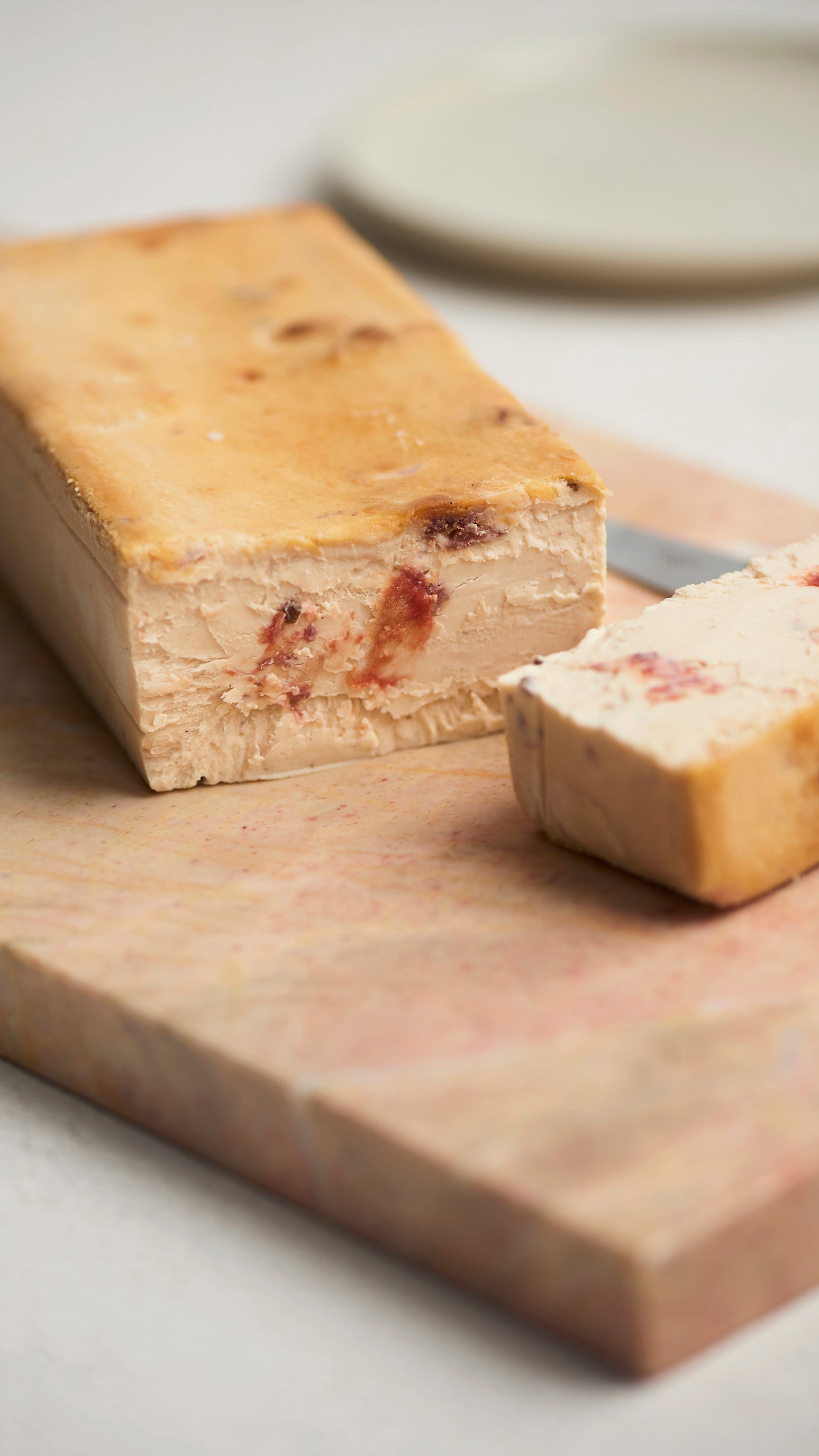 Mr. CHEESECAKE sakura strawberry